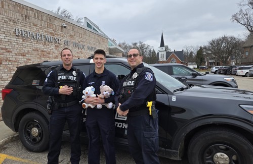 Bear Hug Detroit donates comfort bears to Farmington Public Safety Department